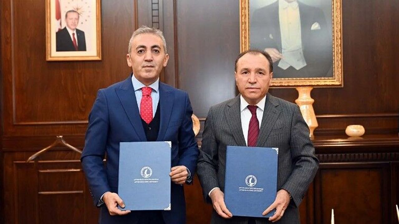 AKÜ'DEN DENETİMLİ SERBESTLİĞE DESTEK