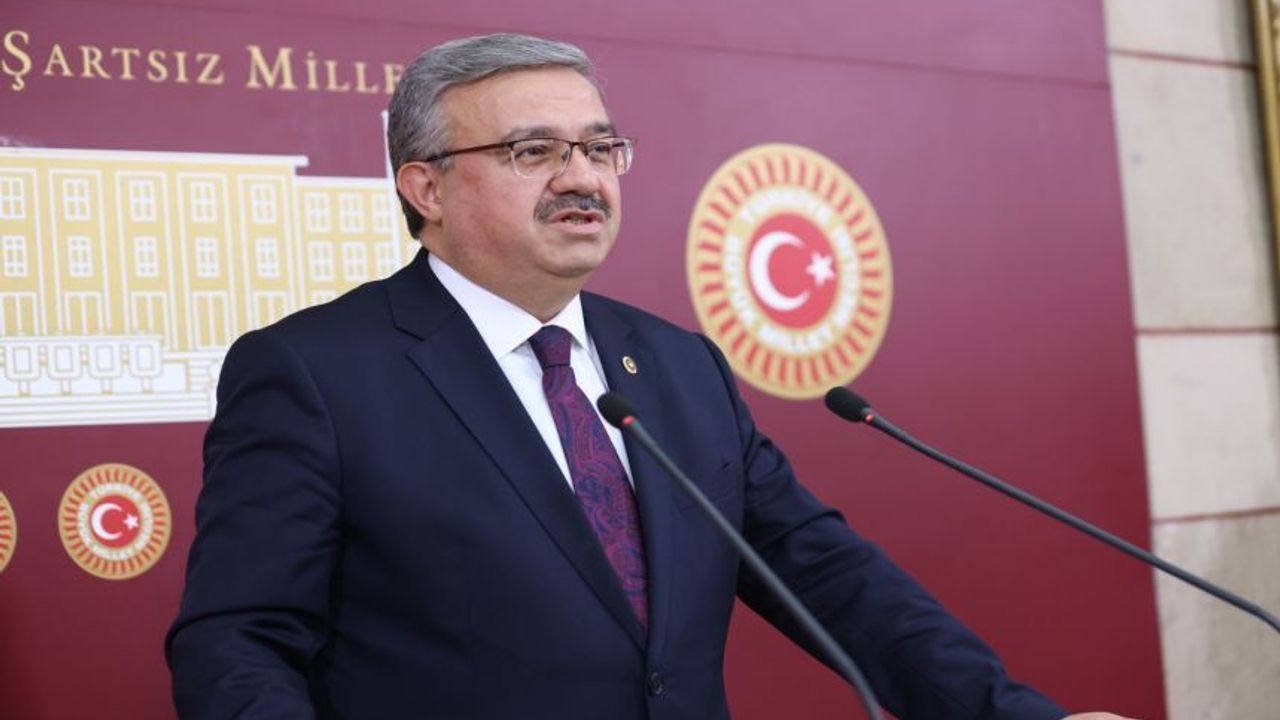 YURDUNUSEVEN VE ŞAHİN KAZA GEÇİRDİ!