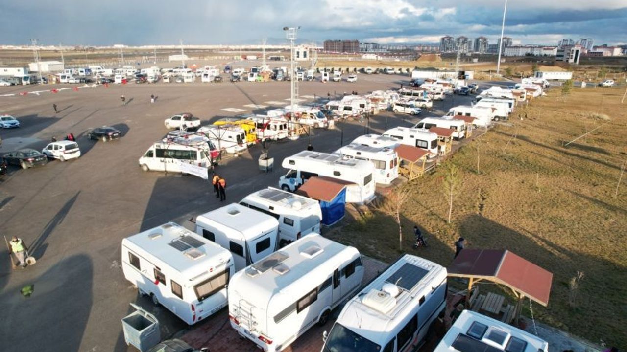 KARAVAN TUTKUNLARI AFYONKARAHİSAR’DA BULUŞUYOR!