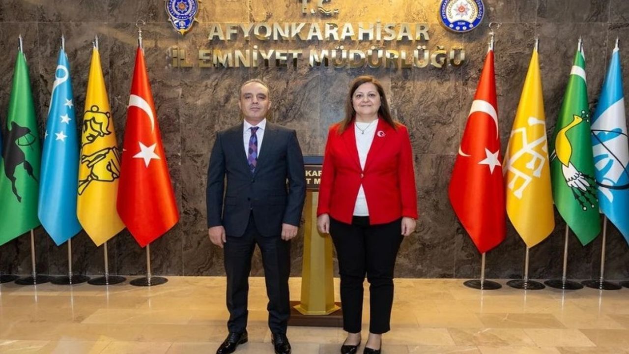 BAŞKAN KÖKSAL’DAN EMNİYET MÜDÜRÜ EROL’A HAYIRLI OLSUN ZİYARETİ