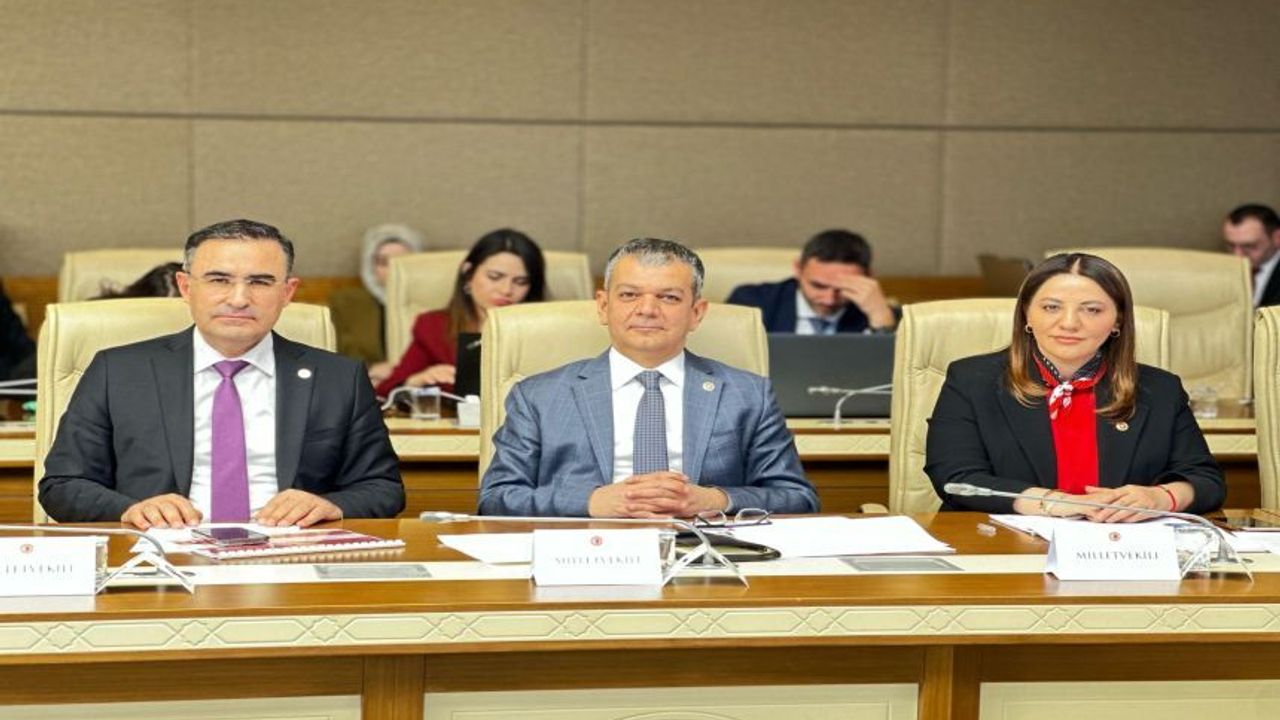 “TOPLUMUN SAĞLIĞINA YÖNELİK HER TÜRLÜ TEHDİDE KARŞI KARARLI BİR DURUŞ SERGİLİYORUZ”