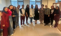 AFSÜ’DE AKADEMİSYEN DİNLETİSİ BEĞENİLDİ