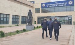 FİRARİ FETÖ ÜYESİ ESKİ ÖĞRETMEN TUTUKLANDI