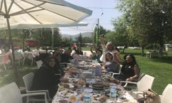 MHP’LİLER KAHVALTIDA BULUŞTU