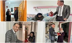 BAŞKAN ÖZTAŞ ANNELER GÜNÜNDE ÇİÇEKLERLE ANLAMLI BİR JEST YAPTI