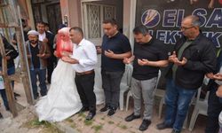 BAŞKAN ÖZTAŞ VE MECLİS ÜYESİ SARISAYIN, GELİN ÇIKARMA MERASİMİNE KATILDI.