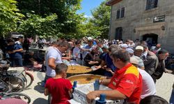 BOLVADİN BELEDİYESİNDEN AŞURE İKRAMI