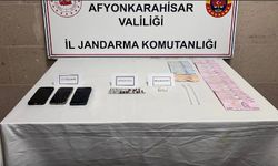 JANDARMA GAZLIGÖL’DE UYUŞTURUCU SATICISI 3 ŞAHSI YAKALADI