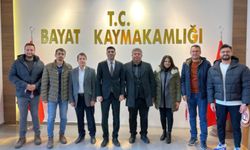 KAYMAKAM’DAN ÖĞRETMENLERE ÖDÜL