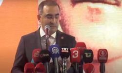 “ERDOĞAN SEVGİSİNİ TOPLATTIKLARI AFİŞLERLE SİLEMEZLER”