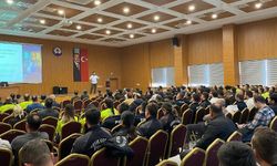 İL EMNİYET PERSONELİNE ÖZEL KONFERANS