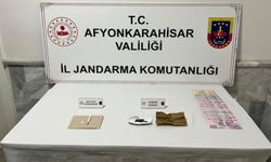 UYUŞTURUCU TACİRİ 5 ŞAHIS YAKALANDI