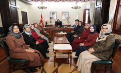 VALİ YİĞİTBAŞI, VAİZELERİ MAKAMINDA KABUL ETTİ