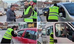 AK GENÇLİK, “İFTARA 5 KALA” GÖNÜLLERİ ISITTI