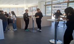 GEDİK AHMET PAŞA KÜTÜPHANESİ’NDE GENÇLERE SICAK İKRAMLAR