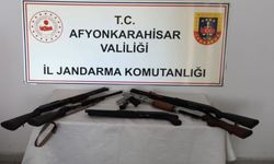 JANDARMA RUHSATSIZ SİLAH ELE GEÇİRDİ