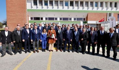 BAKAN YARDIMCISI BAĞCI, ALKALOİD FABRİKASINI ZİYARET ETTİ