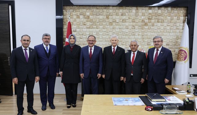 BAKAN ÖZHASEKİ, “TARLADA İZİ OLANIN, HARMANDA YÜZÜ OLUR”