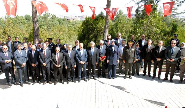 KÖKSAL VE ERHAN TÖRENLERE KATILMADI!