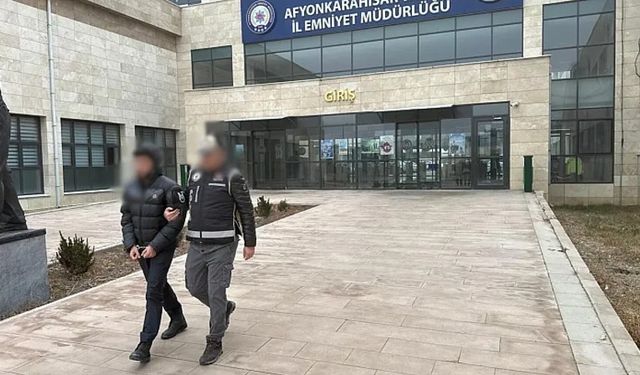 KENDİNİ POLİS VE SAVCI OLARAK TANITAN DOLANDIRICI YAKALANDI