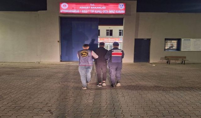 JANDARMA14 AYRI SUÇ KAYDI OLAN HÜKÜMLÜYÜ YAKALADI