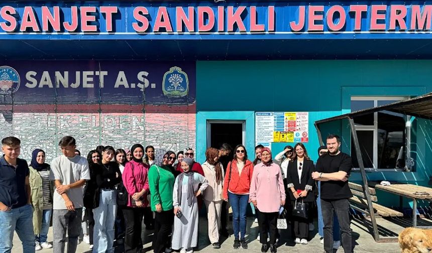 SANDIKLI’DA MODERN SERALARDA TEMİZ ENERJİ