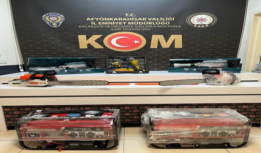 POLİS FATURASIZ MALZEME ELE GEÇİRDİ